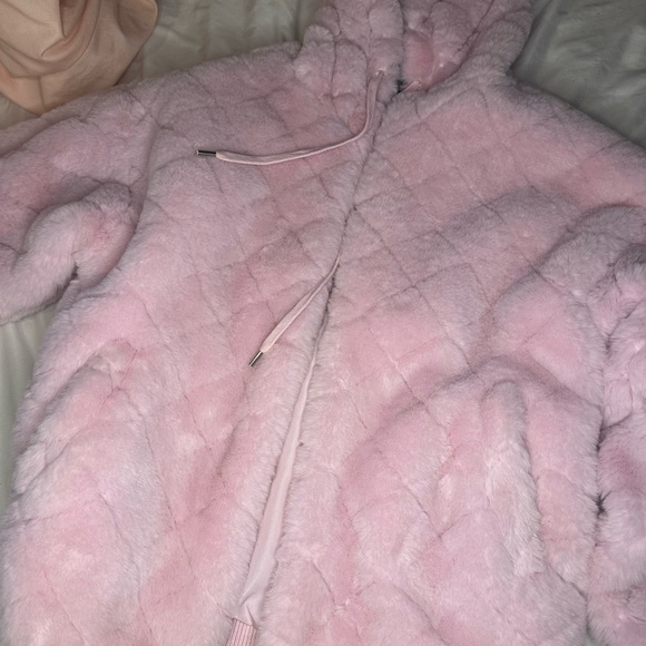 Forever 21 Blush Faux Fur Jacket - Picture 8 of 8